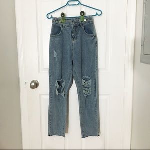 SOLD❗️Korean Boyfriend ripped jeans